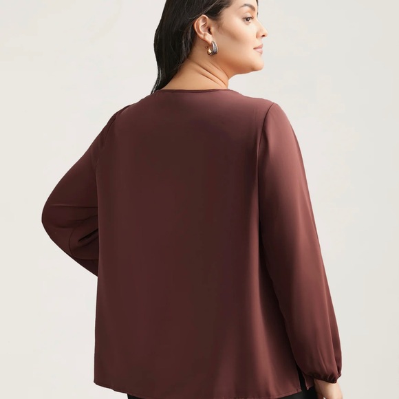 Bundle of 3- BloomChic Blouses - Picture 5 of 10